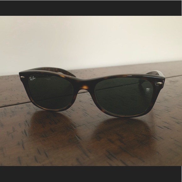 Ray-Ban New Wayfarer Tortoise Sunglasses - Picture 2 of 7
